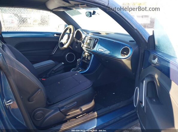 3VW5DAAT1KM506670 2019 VOLKSWAGEN BEETLE Blue 