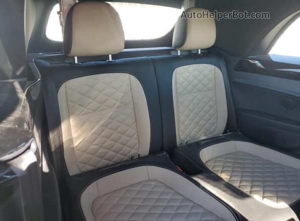 3VW5DAAT2KM505916 2019 VOLKSWAGEN BEETLE Blue Հետևի նստատեղերի տեսք