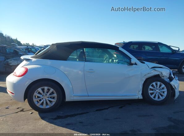 3VW5DAAT3JM516437 2018 VOLKSWAGEN BEETLE White Vista interior trasera