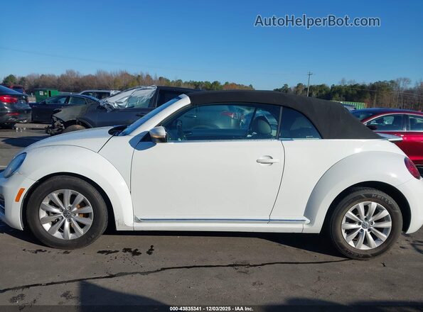 3VW5DAAT3JM516437 2018 VOLKSWAGEN BEETLE White Vista interior de 360 grados