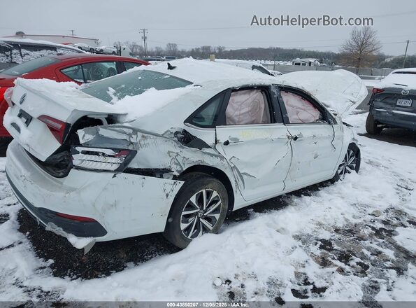 3VW5M7BU5PM021627 2023 VOLKSWAGEN JETTA White Vista interior trasera