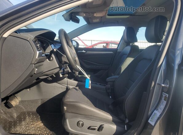 3VW7M7BU2RM078590 2024 VOLKSWAGEN JETTA Gray Vista interior delantera