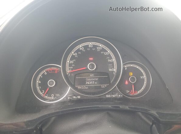 3VWF17AT1HM611749 2017 VOLKSWAGEN BEETLE Blue Вид щитка приладів