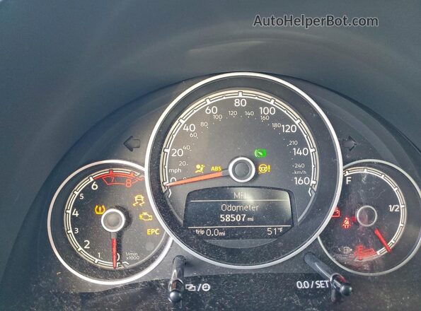 3VWFD7AT1JM707622 2018 VOLKSWAGEN BEETLE Blue 