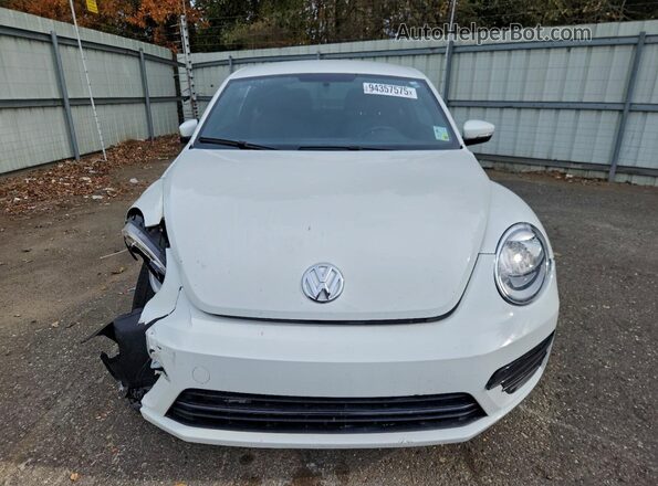 3VWFD7AT3KM714945 2019 VOLKSWAGEN BEETLE White 