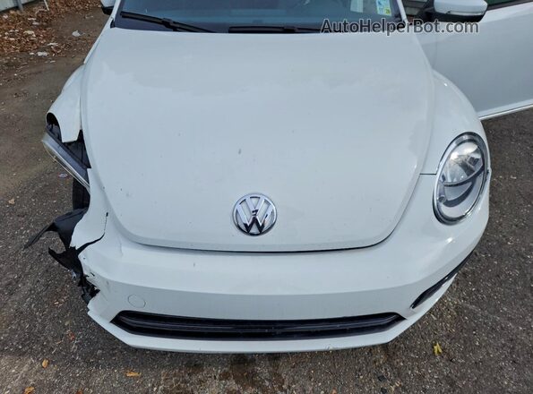 3VWFD7AT3KM714945 2019 VOLKSWAGEN BEETLE White 