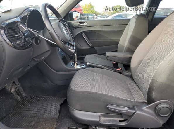 3VWFD7AT4KM706319 2019 VOLKSWAGEN BEETLE Black წინა სალონის ხედი