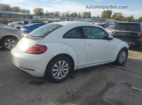 3VWFD7AT5KM707074 2019 VOLKSWAGEN BEETLE White 