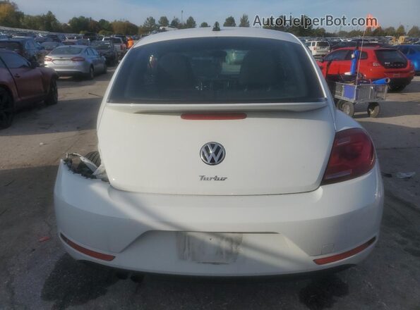 3VWFD7AT5KM707074 2019 VOLKSWAGEN BEETLE White 
