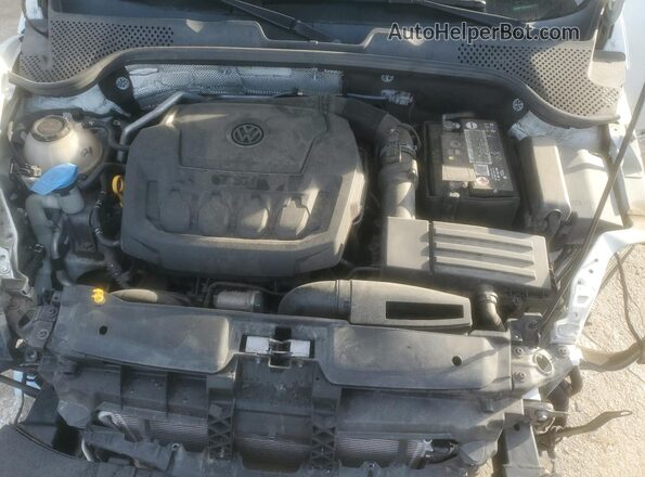 3VWFD7AT5KM707074 2019 VOLKSWAGEN BEETLE White 