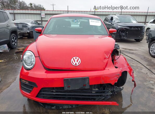 3VWFD7AT8KM720837 2019 VOLKSWAGEN BEETLE Красный Вид щитка приборов