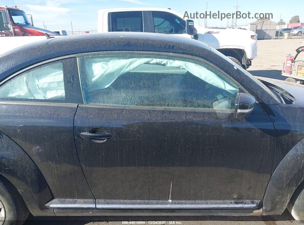 3VWFD7AT9KM712763 2019 VOLKSWAGEN BEETLE Black 