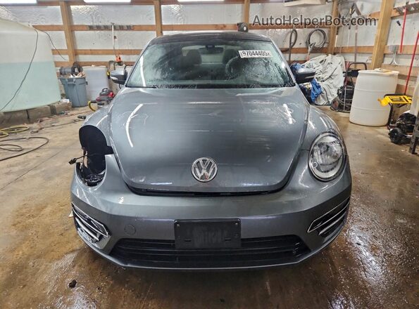 3VWJD7AT0JM728536 2018 VOLKSWAGEN BEETLE Серый 