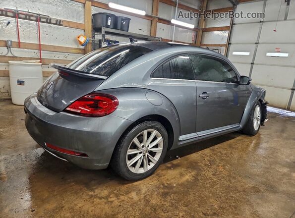 3VWJD7AT0JM728536 2018 VOLKSWAGEN BEETLE Серый 