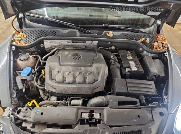 3VWJD7AT0JM728536 2018 VOLKSWAGEN BEETLE Серый 
