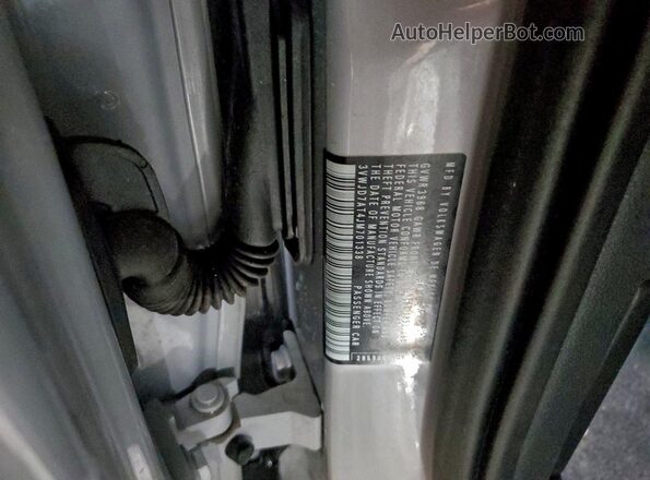 3VWJD7AT4JM701338 2018 VOLKSWAGEN BEETLE Белый 