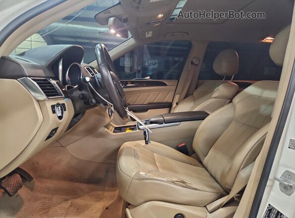 4JGDF6EE4GA635763 2016 MERCEDES-BENZ GL-CLASS White Dashboard view