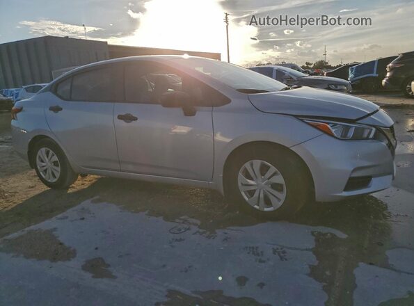 3N1CN8DV3NL862869 2022 NISSAN VERSA Silver Widok z przodu