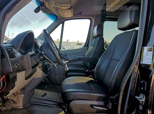 WDAPF1CD6HP398953 2017 MERCEDES-BENZ SPRINTER Black 
