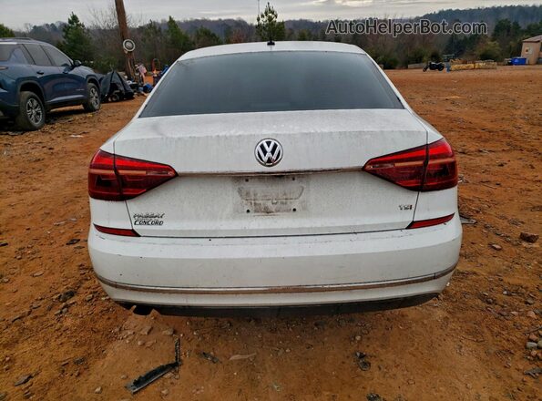 1VWAT7A34HC031370 2017 VOLKSWAGEN PASSAT White Սալոնի դիմացի տեսք
