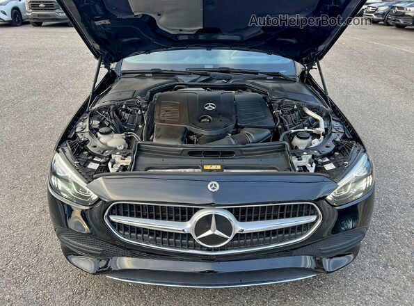 W1KAF4GB9NR020192 2022 MERCEDES-BENZ C Black 