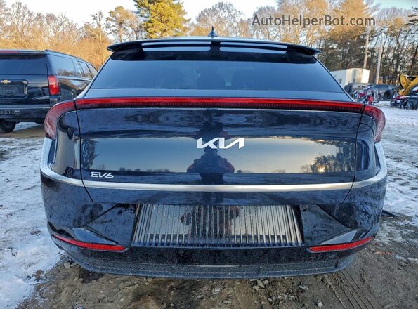 KNDC34LA2P5128494 2023 KIA EV6 Black წინა სალონის ხედი