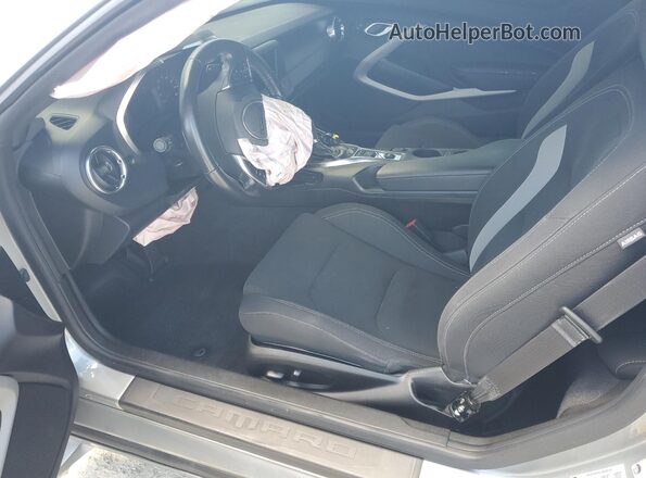 1G1FB1RS5P0141681 2023 CHEVROLET CAMARO Silver Widok deski rozdzielczej