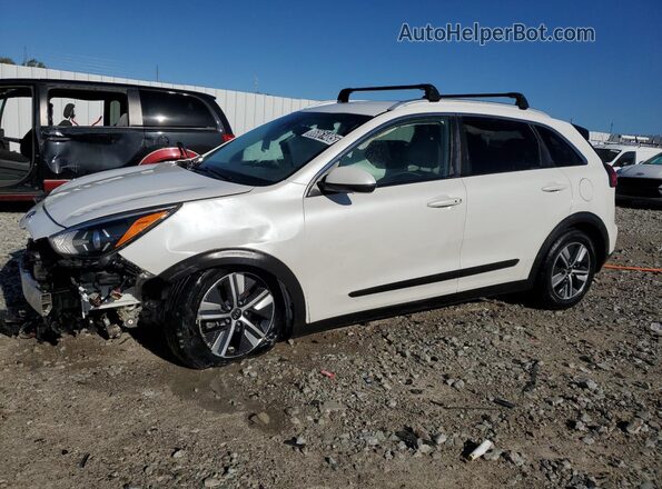KNDCB3LC2M5478606 2021 KIA NIRO White 