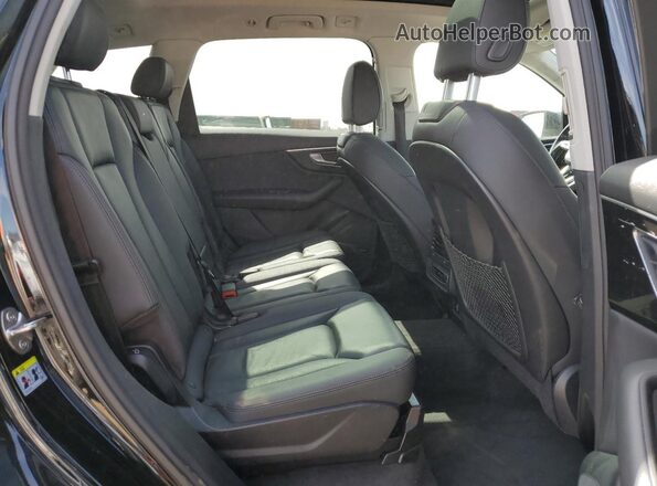 WA1LXAF75LD002207 2020 AUDI Q7 Black ძრავის განყოფილების ხედი