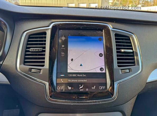 YV4102PK6J1346361 2018 VOLVO XC90 Белый Вид панели приборов