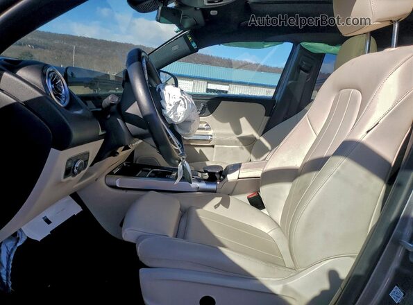 W1N9M0CB5PN019352 2023 MERCEDES-BENZ EQB Gray Dashboard view