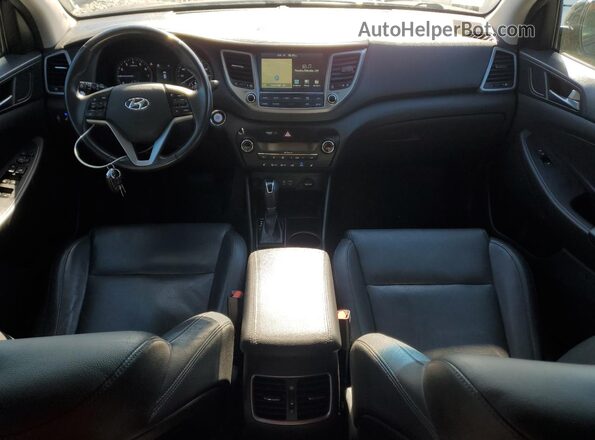 XM8J33A4XHU446719 2017 HYUNDAI TUSCON Черный 