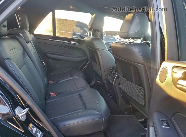 4JGDA5HBXHA878165 2017 MERCEDES-BENZ GLE Black Вид задніх сидінь
