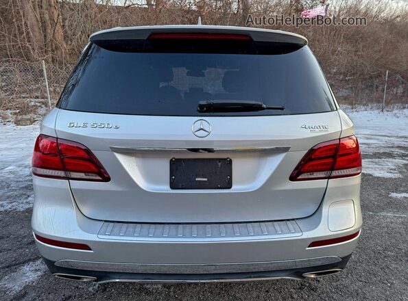 4JGDA6DB2JB040658 2018 MERCEDES-BENZ GLE Silver 