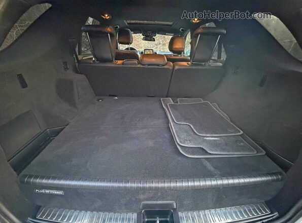 4JGDA6DB2JB040658 2018 MERCEDES-BENZ GLE Silver 