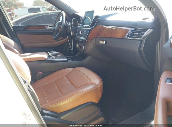 4JGDA6DB5JB066560 2018 MERCEDES-BENZ GLE 550E PLUG-IN HYBRID White Вид салону спереду