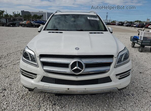 4JGDF6EE7GA661595 2016 MERCEDES-BENZ GL-CLASS White Widok z przodu