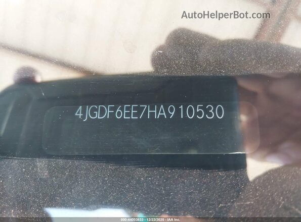 4JGDF6EE7HA910530 2017 MERCEDES-BENZ GLS 450 White Engine compartment view