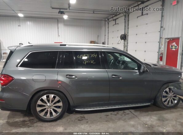 4JGDF6EE7JB071253 2018 MERCEDES-BENZ GLS 450 Gray Вид задньої частини салону