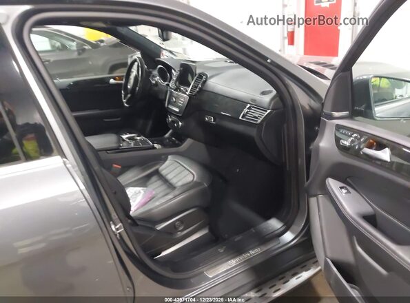 4JGDF6EE7JB071253 2018 MERCEDES-BENZ GLS 450 Gray Вид салону спереду