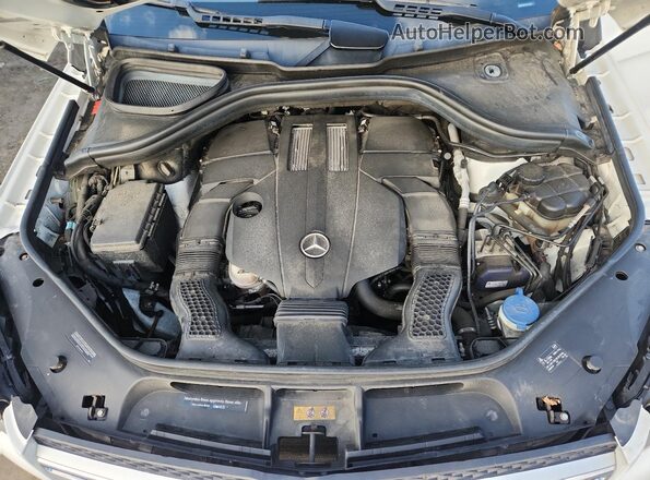 4JGDF6EE9HA749954 2017 MERCEDES-BENZ GLS White ძრავის განყოფილების ხედი