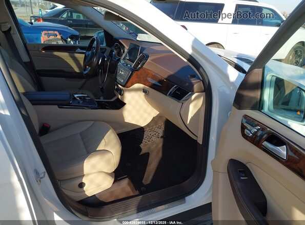 4JGDF6EEXHA945420 2017 MERCEDES-BENZ GLS 450 White Vista interior delantera