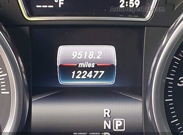 4JGDF7DE0JB002640 2018 MERCEDES-BENZ GLS 550 White 360 interior view