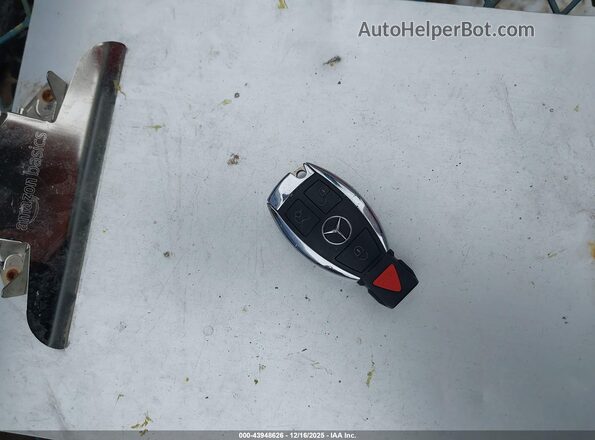 4JGDF7EE5GA690888 2016 MERCEDES-BENZ AMG Silver Widok deski rozdzielczej
