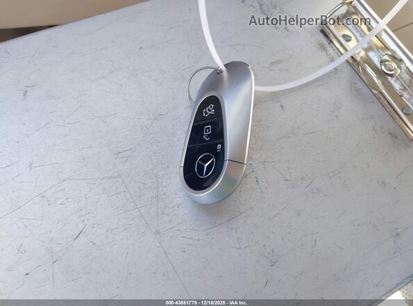 4JGDM2DB8PA010420 2023 MERCEDES-BENZ EQS 450+ SUV Черный Вид панели приборов