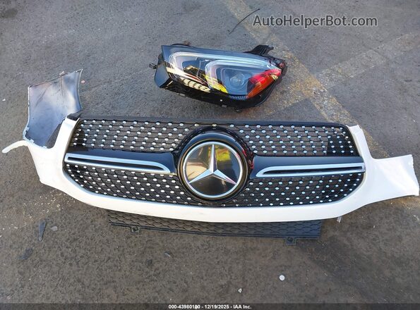 4JGFB4JB2NA727097 2022 MERCEDES-BENZ GLE 350 Белый Вид щитка приборов