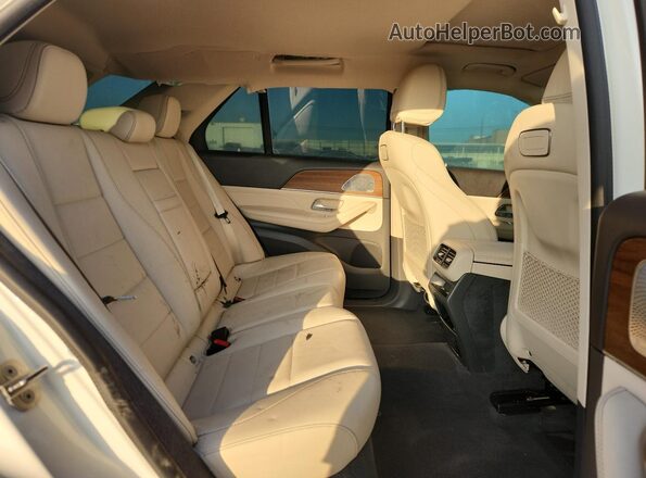4JGFB4KB1LA293055 2020 MERCEDES-BENZ GLE White Widok wnętrza z tyłu