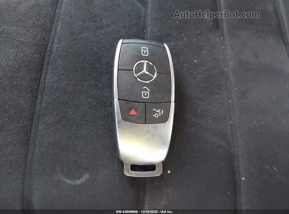 4JGFB4KB2LA257486 2020 MERCEDES-BENZ GLE 350 Red Вид панелі приладів