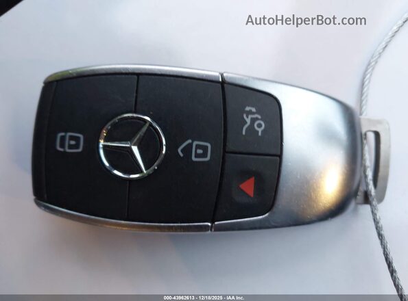 4JGFB4KE8MA516722 2021 MERCEDES-BENZ GLE 350 Black Առջևի վահանակի տեսք
