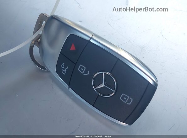 4JGFB5KB2NA817306 2022 MERCEDES-BENZ GLE 450 White Vista del salpicadero
